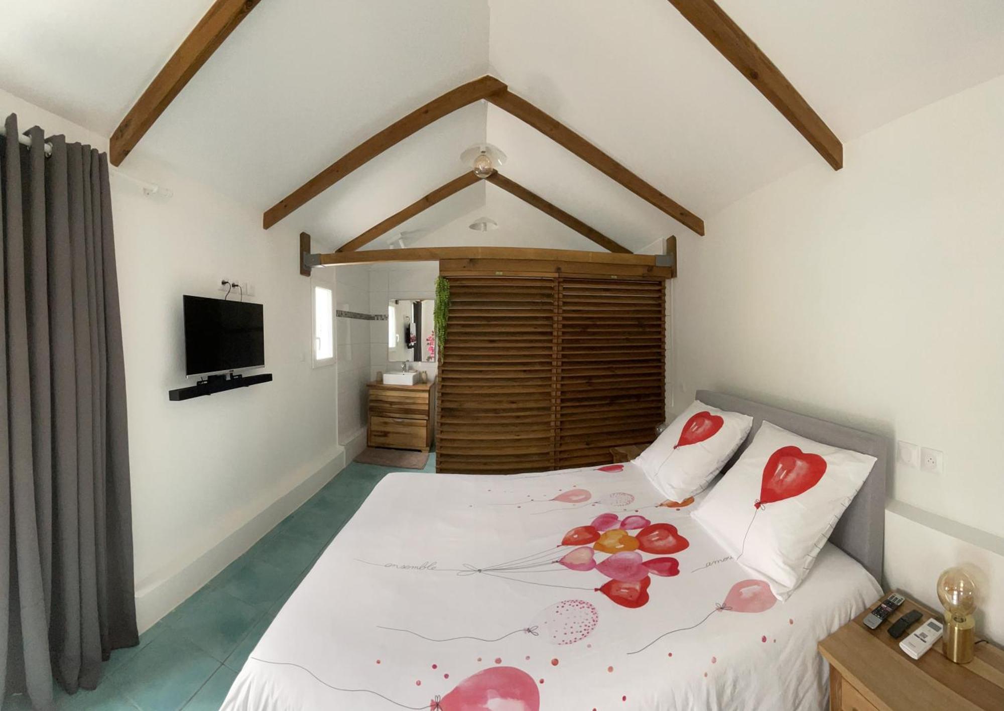 Bungalow "Doussin' Kreyol", Au Calme A 150M De La Plage Grande Anse Экстерьер фото